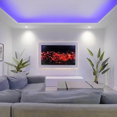 ווישאו Stunning Luxury Apartment Near Motherwell מראה חיצוני תמונה
