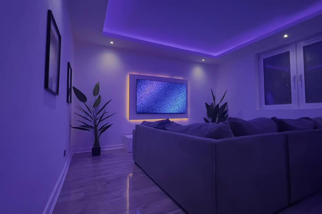 ווישאו Stunning Luxury Apartment Near Motherwell מראה חיצוני תמונה